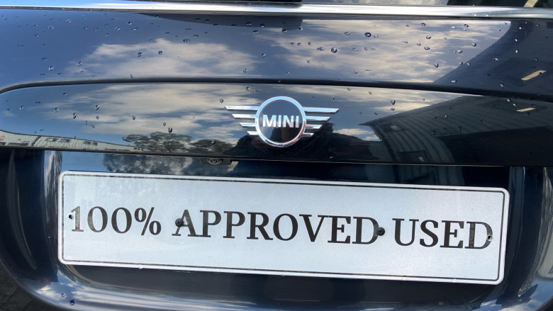MINI Hatchback 135kW Cooper S Level 3 33kWh 3dr Auto Electric Hatchback